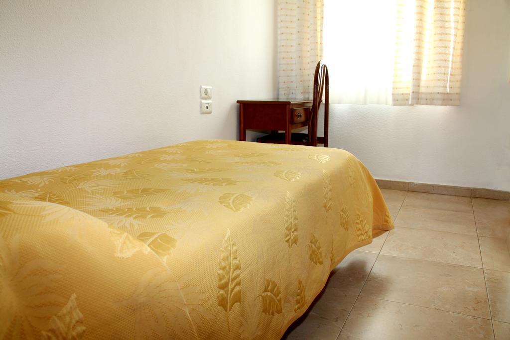 Hostal Restaurante La Masia Vila-real Dış mekan fotoğraf