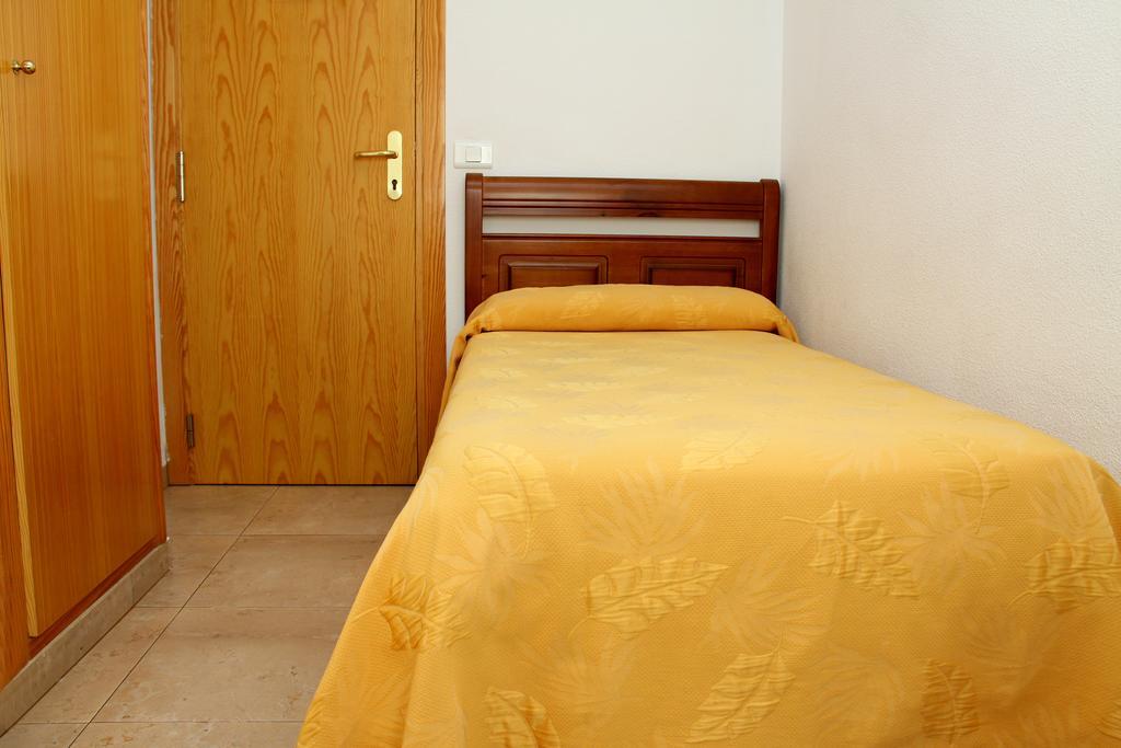 Hostal Restaurante La Masia Vila-real Dış mekan fotoğraf