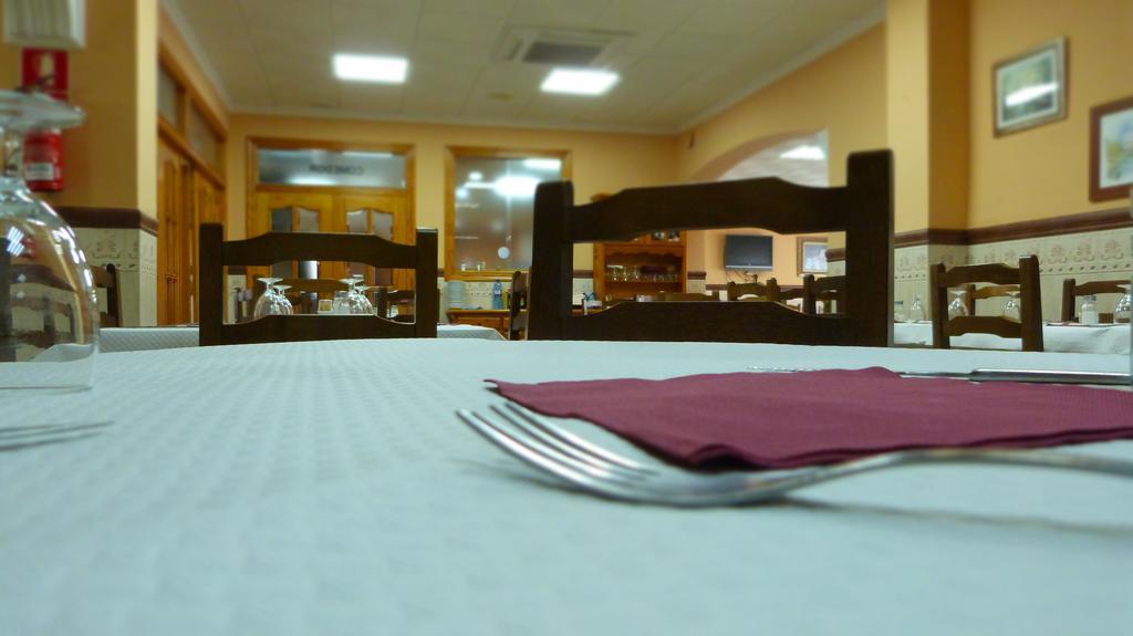 Hostal Restaurante La Masia Vila-real Dış mekan fotoğraf