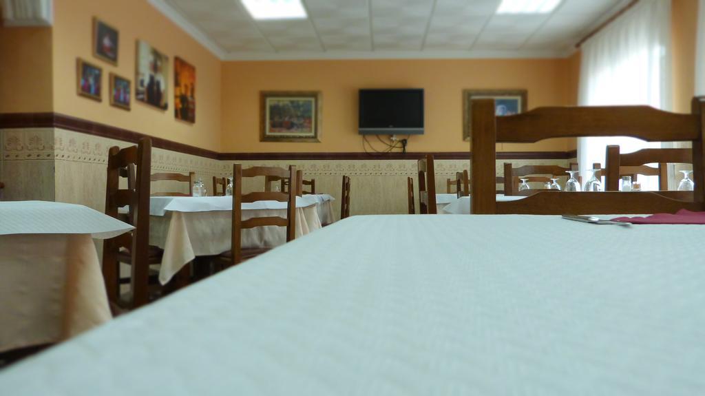 Hostal Restaurante La Masia Vila-real Dış mekan fotoğraf