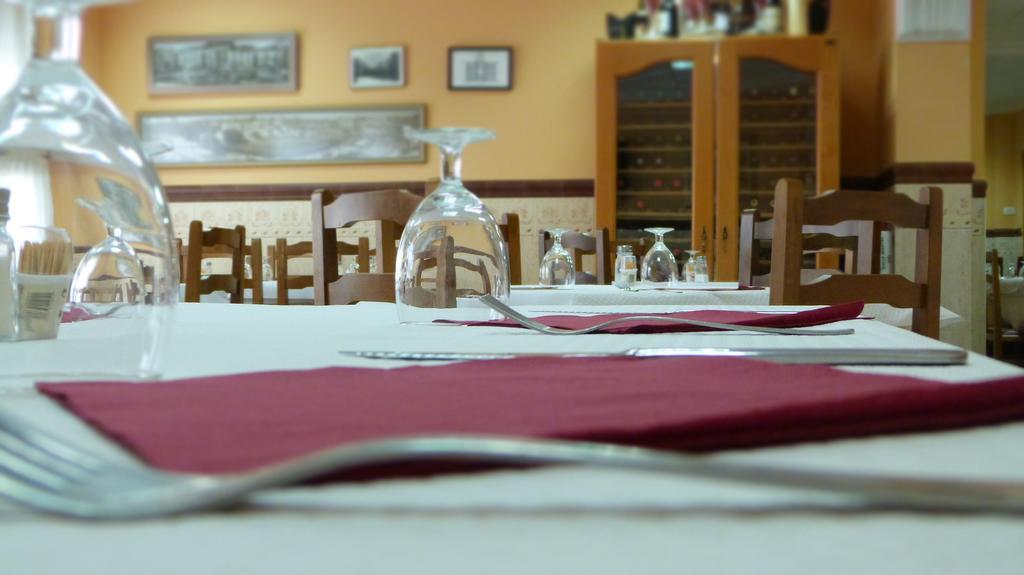 Hostal Restaurante La Masia Vila-real Dış mekan fotoğraf