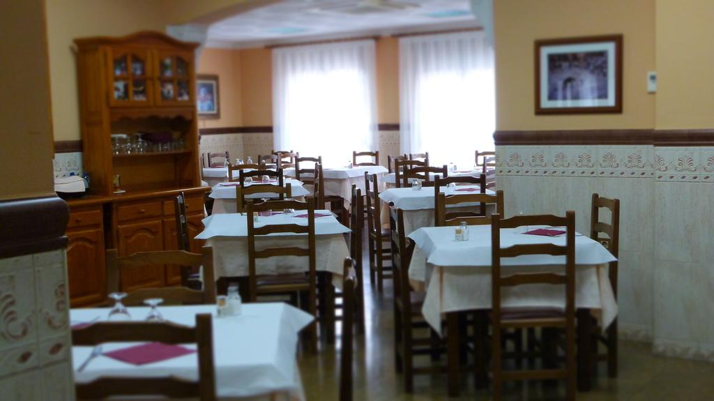 Hostal Restaurante La Masia Vila-real Dış mekan fotoğraf