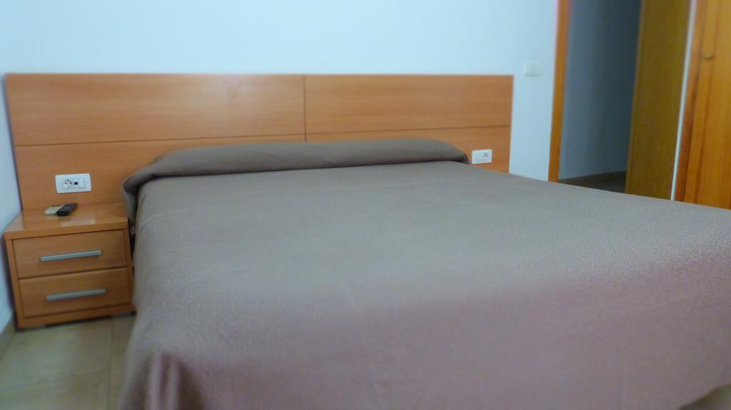Hostal Restaurante La Masia Vila-real Dış mekan fotoğraf
