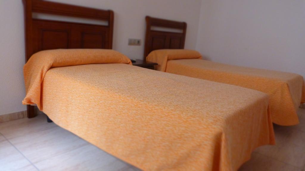 Hostal Restaurante La Masia Vila-real Dış mekan fotoğraf