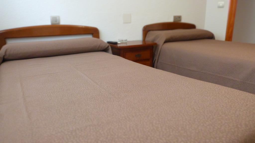 Hostal Restaurante La Masia Vila-real Dış mekan fotoğraf